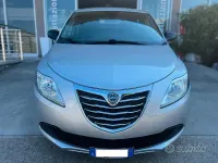 Usata Lancia Ypsilon Silver 69 CV (50 kW) 2013 Grigio Utilitaria