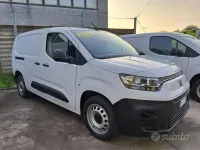Usata Fiat Doblò 101 CV (74 kW) 2023 Bianco Monovolume