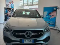 Usata Mercedes GLA200 150 CV (110 kW) 2023 Grigio SUV