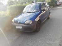 Usata Fiat 600 54 CV (39 kW) 2004 Blu Berlina