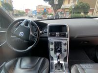 Usata Volvo XC60 Ocean Race 150 CV (110 kW) 2017 Argento SUV