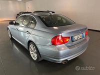 Usata BMW 320 184 CV (135 kW) 2011 Grigio Berlina