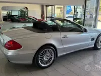 Usata Mercedes SL500 Avantgarde 306 CV (225 kW) 2001 Grigio Cabrio