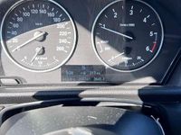 Usata BMW 218 Gran Tourer 136 CV (100 kW) 2016 Bianco Monovolume