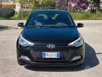 Usata Hyundai i20 Blackline 73 CV (53 kW) 2018 Nero Berlina