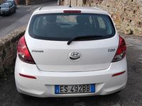 Usata Hyundai i20 Classic 84 CV (61 kW) 2013 Bianco Berlina