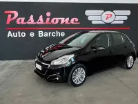 Usata Peugeot 208 82 CV (60 kW) 2017 Nero Utilitaria