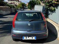 Usata Fiat Punto Dynamic 60 CV (44 kW) 2005 Blu Utilitaria