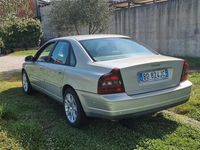 Usata Volvo S80 140 CV (102 kW) 1999 Argento Berlina