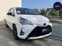 Usata Toyota Yaris Active 72 CV (52 kW) 2019 Bianco Berlina