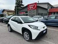 Usata Toyota Aygo X Active 72 CV (52 kW) 2023 Bianco SUV