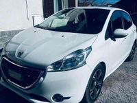 Usata Peugeot 208 95 CV (69 kW) 2015 Bianco Utilitaria