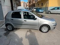 Usata Fiat Punto Classica 69 CV (50 kW) 2009 Grigio Utilitaria