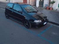 Usata Fiat Punto 133 CV (97 kW) 1994 Nero Utilitaria