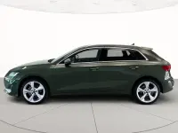 Usata Audi A3 Advanced Plus 116 CV (85 kW) 2025 Verde distretto metallizzato Berlina