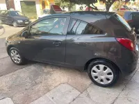 Usata Opel Corsa Edition 65 CV (47 kW) 2013 Grigio Utilitaria