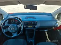 Usata VW up! 68 CV (50 kW) 2014 Rosso Utilitaria