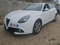 Usata Alfa Romeo Giulietta Super 109 CV (80 kW) 2016 Bianco Utilitaria