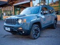 Usata Jeep Renegade Trailhawk 170 CV (125 kW) 2016 Grigio SUV