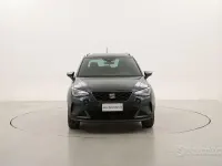 Käytetty Seat Arona FR 110 HP (80 kW) 2023 Harmaa Katumaasturi