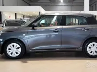 Nuova Suzuki Swift 82 CV (60 kW) 2026 Grigio Utilitaria