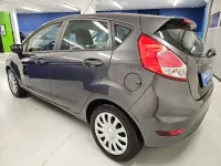 Usata Ford Fiesta 60 CV (44 kW) 2016 Magnetic grey Utilitaria