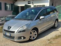Usata Peugeot 5008 Allure 115 CV (84 kW) 2012 Bianco Monovolume
