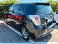 Usata Toyota Verso 111 CV (81 kW) 2015 Nero Monovolume