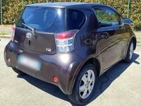 Käytetty Toyota iQ 68 HP (50 kW) 2009 Violetti Viistoperä