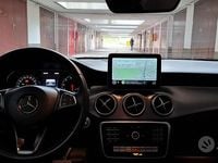 Usata Mercedes GLA180 122 CV (89 kW) 2020 Nero SUV
