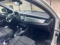 Usata Alfa Romeo Giulietta 120 CV (88 kW) 2011 Bianco Utilitaria