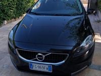 Usata Volvo V40 150 CV (110 kW) 2016 Nero Station wagon