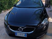 Usata Volvo V40 150 CV (110 kW) 2016 Nero Station wagon