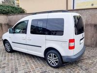 Usata VW Caddy 105 CV (77 kW) 2009 Bianco Monovolume