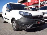 Usata Fiat Doblò 95 CV (69 kW) 2021 Bianco Monovolume