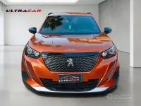Usata Peugeot 2008 Allure 131 CV (96 kW) 2023 Arancione SUV