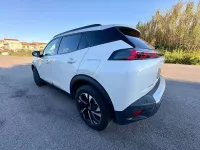 Usata Peugeot 2008 Allure 102 CV (75 kW) 2020 Bianco SUV