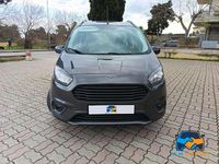 Usata Ford Tourneo Courier 74 CV (54 kW) 2019 Marrone Monovolume