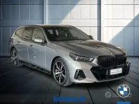 Usata BMW 540 M Sport 303 CV (222 kW) 2025 Grigio Station wagon