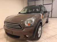 Usata Mini Cooper D Countryman 111 CV (81 kW) 2013 Marrone SUV