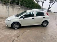 Usata Fiat Punto Classica 69 CV (50 kW) 2010 Bianco Berlina