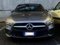 Usata Mercedes A180 116 CV (85 kW) 2020 Grigio Berlina