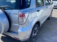 Usata Daihatsu Terios HIRO 105 CV (77 kW) 2009 Argento SUV