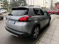 Usata Peugeot 2008 Allure 99 CV (72 kW) 2018 Grigio scuro SUV