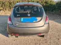 Usata Lancia Ypsilon 69 CV (50 kW) 2012 Grigio Utilitaria