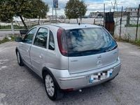 Usata Opel Corsa 69 CV (50 kW) 2005 Utilitaria