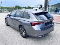 Nuova Skoda Octavia Executive 150 CV (110 kW) 2025 Grigio Station wagon