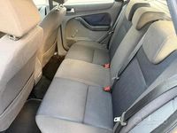 Usata Ford Focus S 90 CV (66 kW) 2007 Blu Station wagon