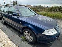 Usata VW Passat 130 CV (95 kW) 2002 Blu Station wagon