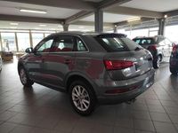 Usata Audi Q3 Business 150 CV (110 kW) 2016 Grigio scuro metallizzato SUV